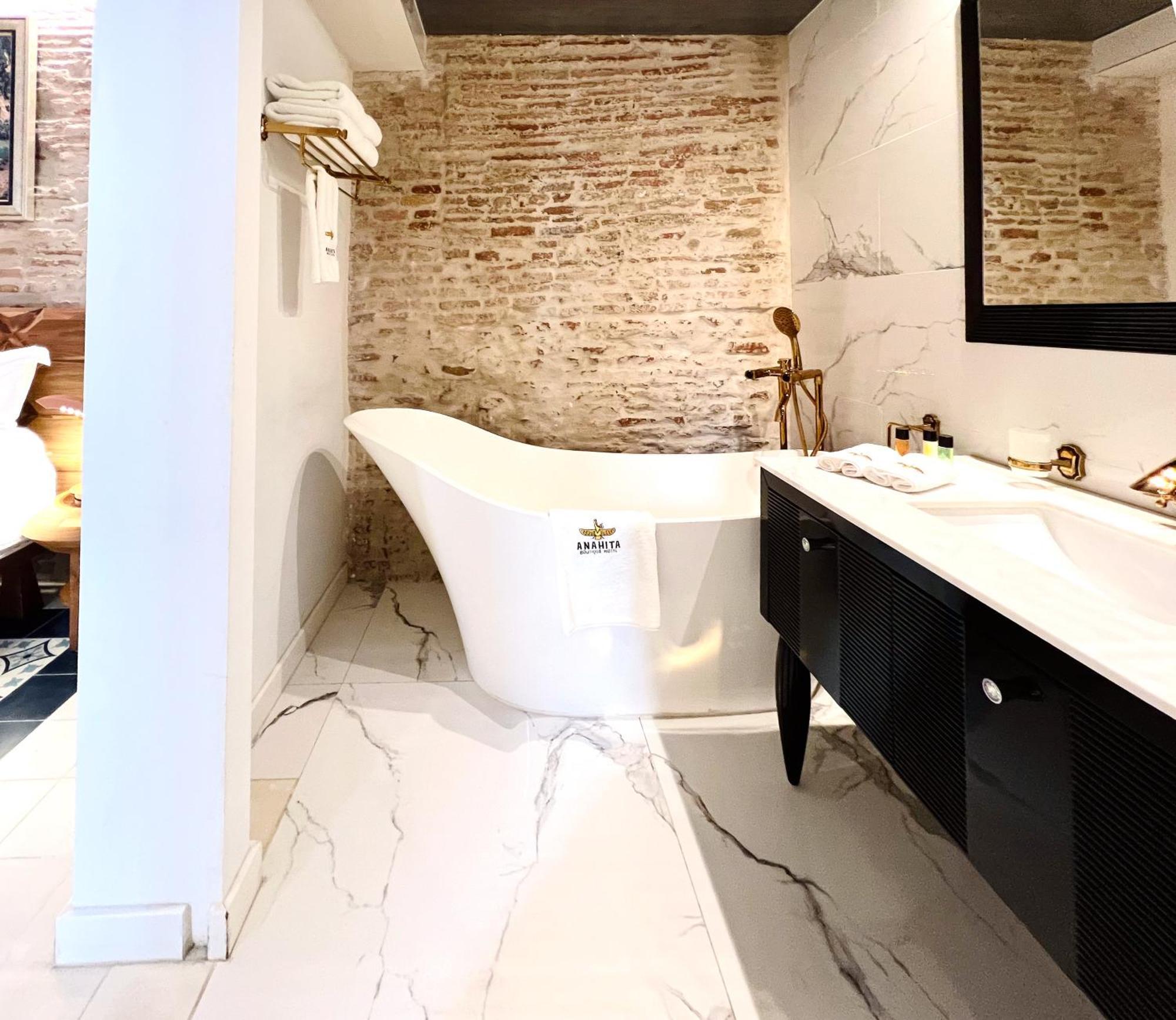 Anahita Boutique Hotel Malaga Bagian luar foto